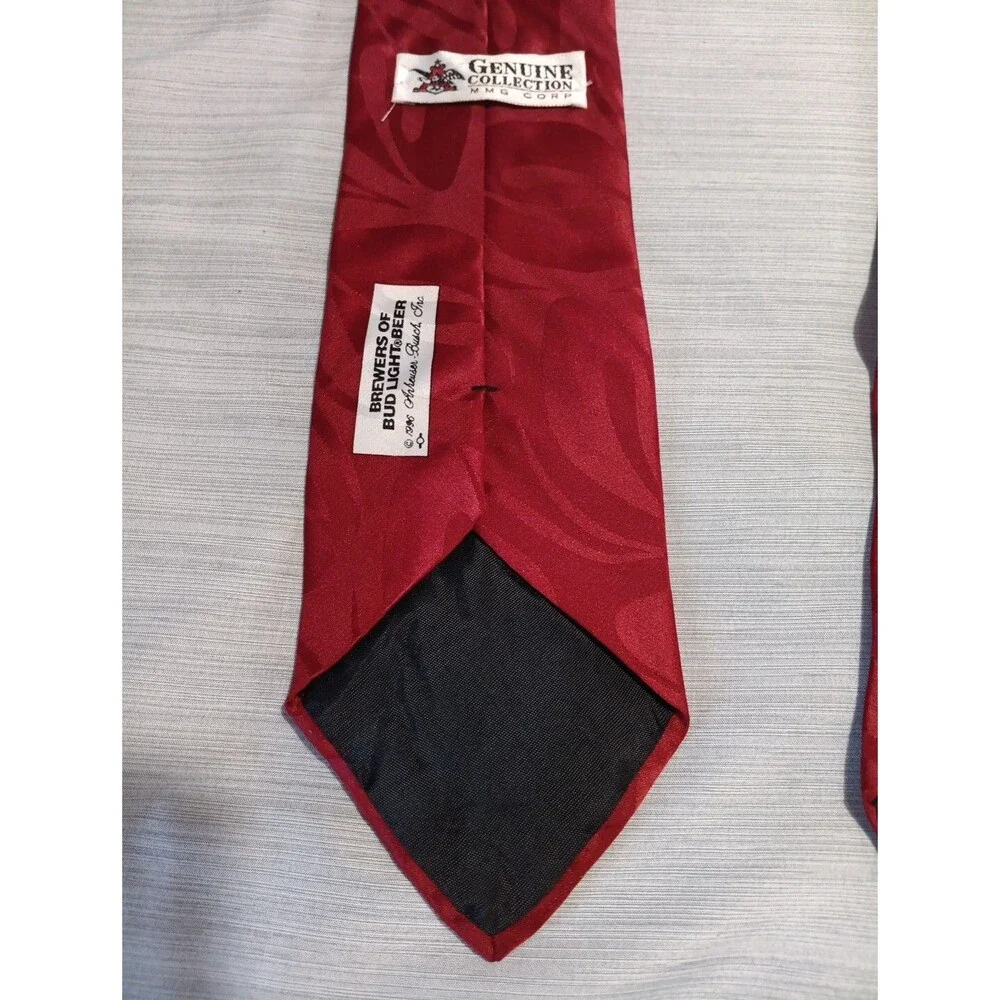 Vintage Red Bud Light Tie Budweiser I Love You Man Fishing Beer 58x4